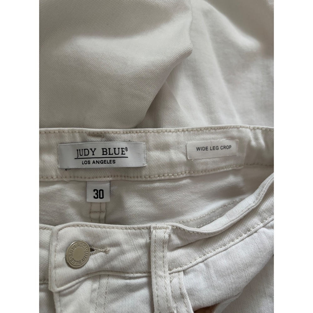 Judy Blue White Wide Leg Crop Jeans – Size 30 - Picture 2 of 10